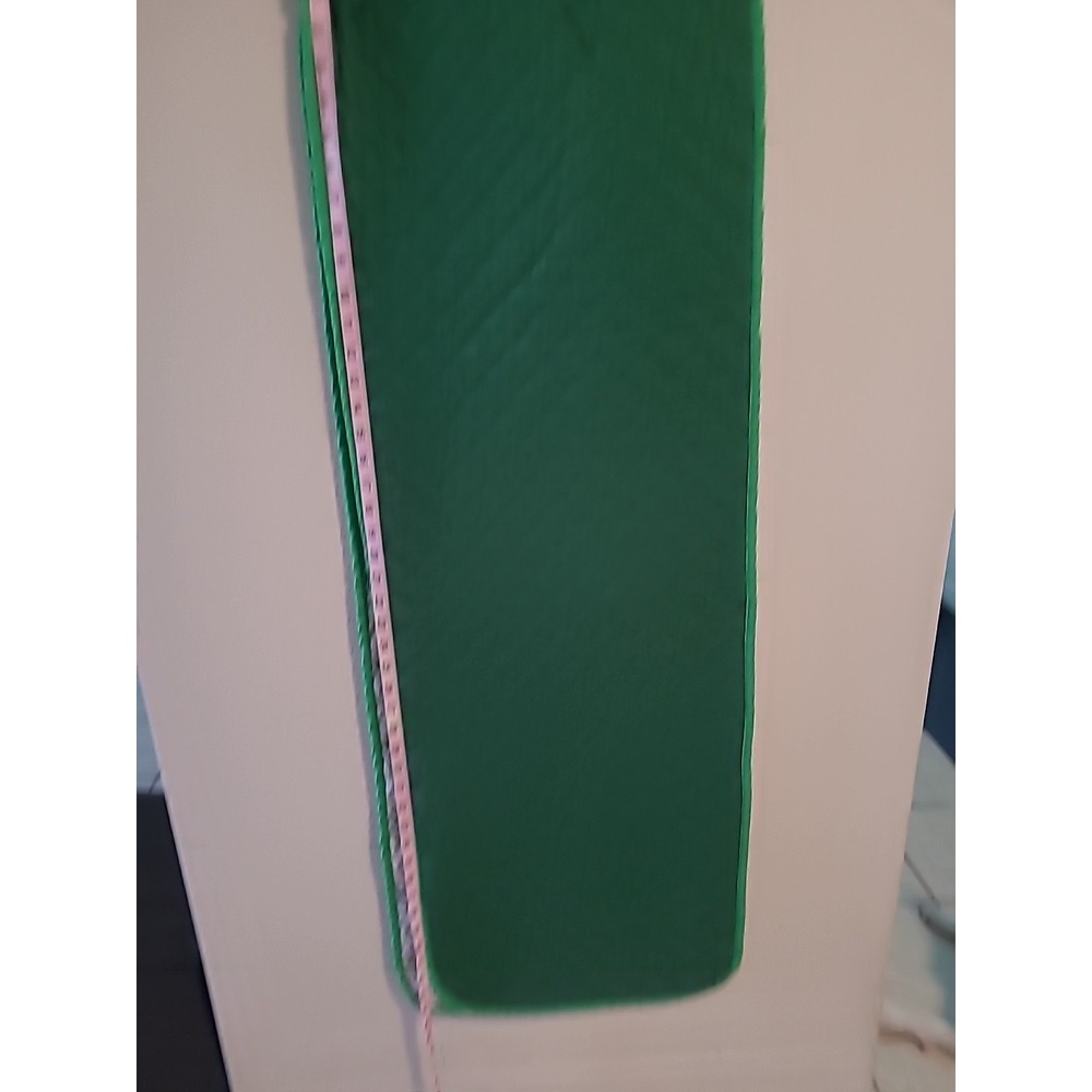 Vtg Christmas Table Runner Handmade Machine Quilted 91"X16.25" Green Red Holly - Picture 7 of 8